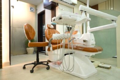 Dental clinic in Nirvana courtyard